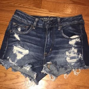 cute american eagle shorts!